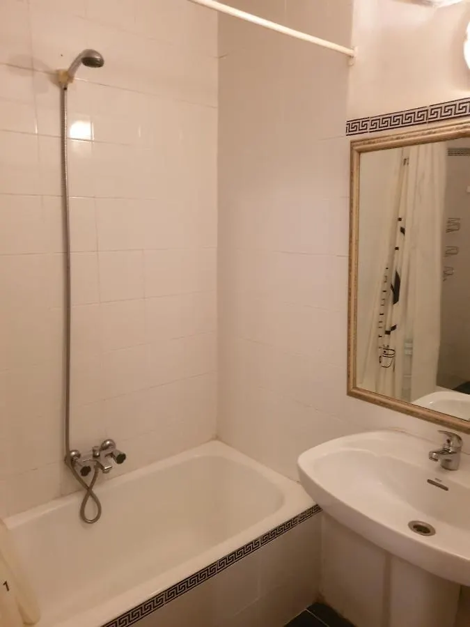 Pension Aussie Guesthouse San Sebastian